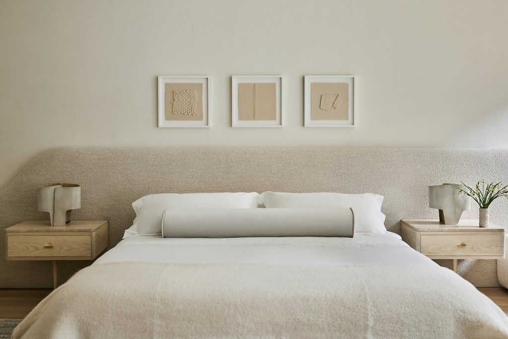 Bouclé Bed